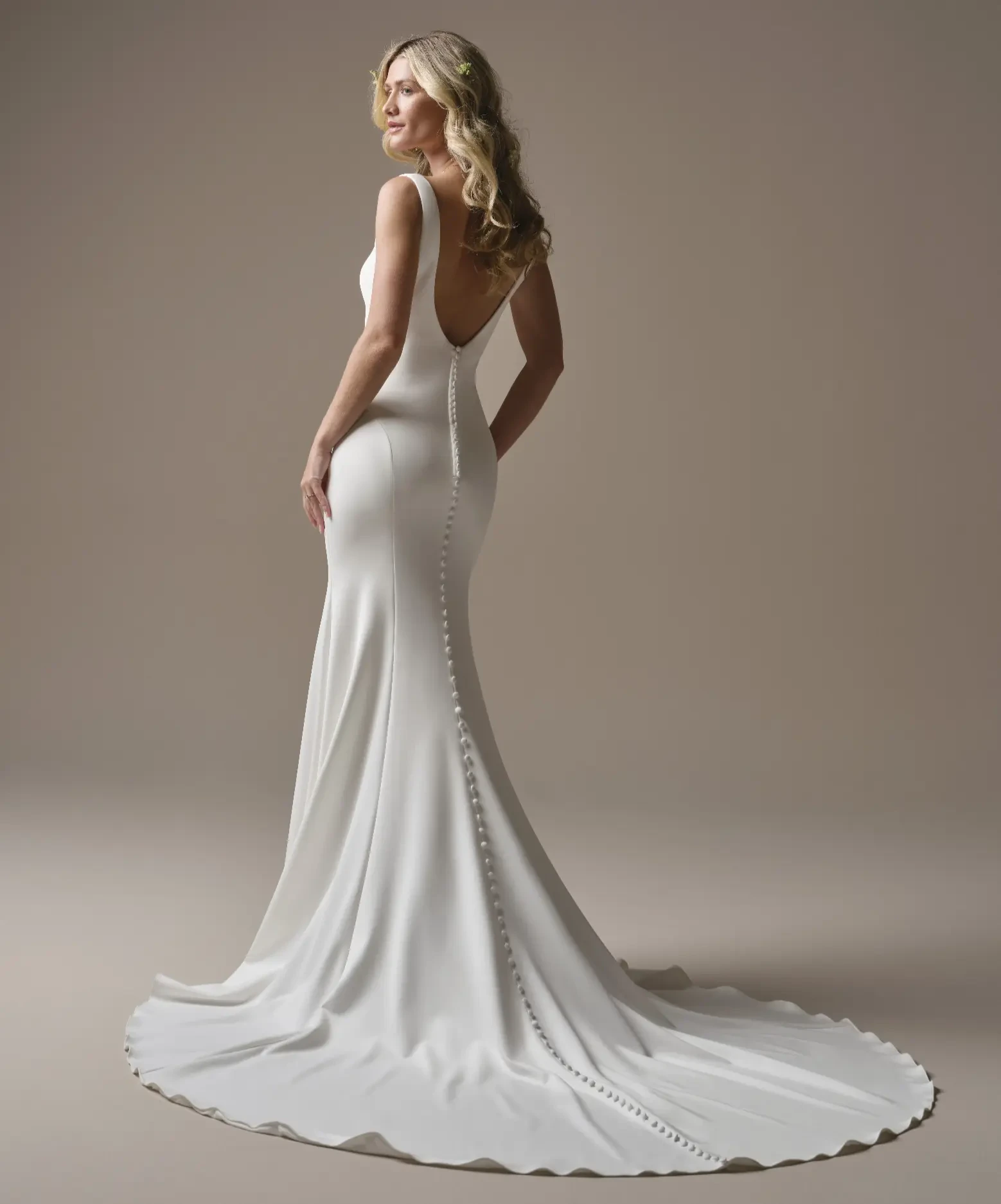 plain backless wedding dress Dresses & Low Back Gowns Length:MINI Black Lace Maxi Dress Color:Nude/Gold/Silver and a simple silhouette