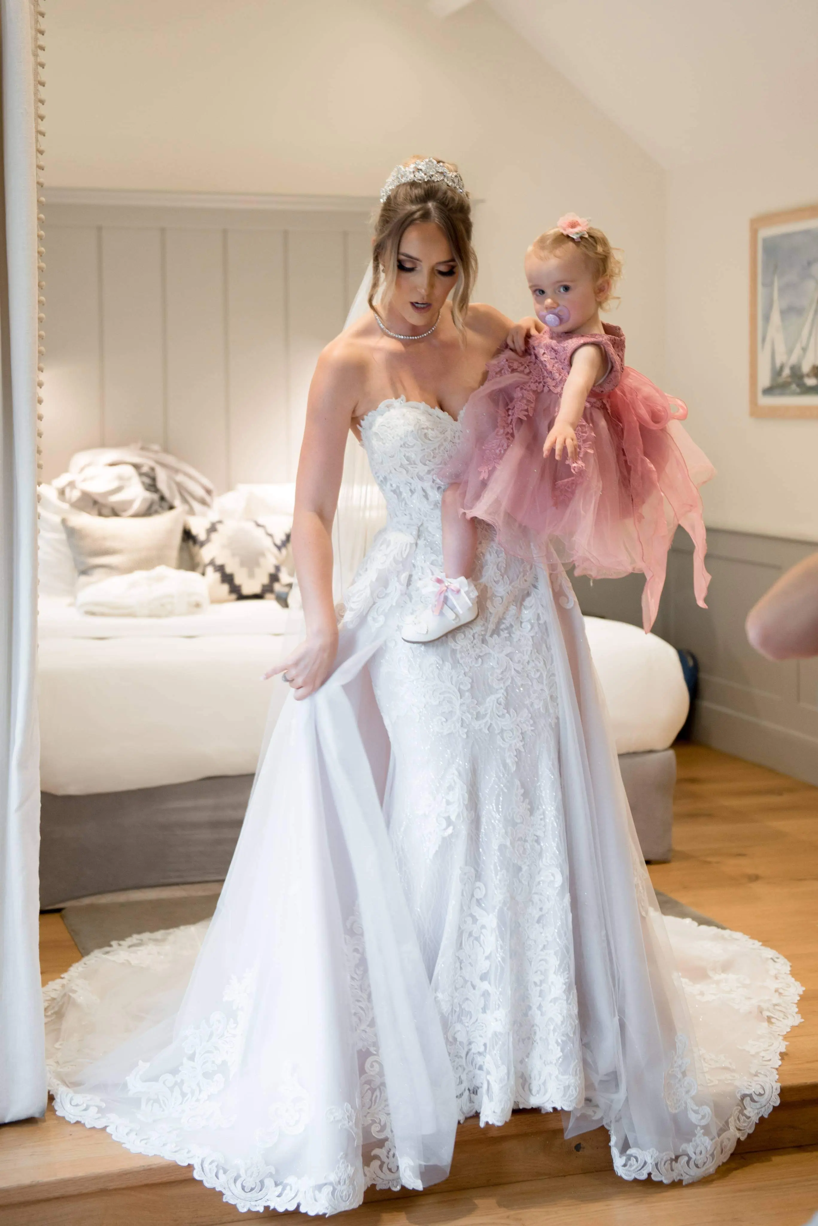 bride in lacy mermaid wedding dress