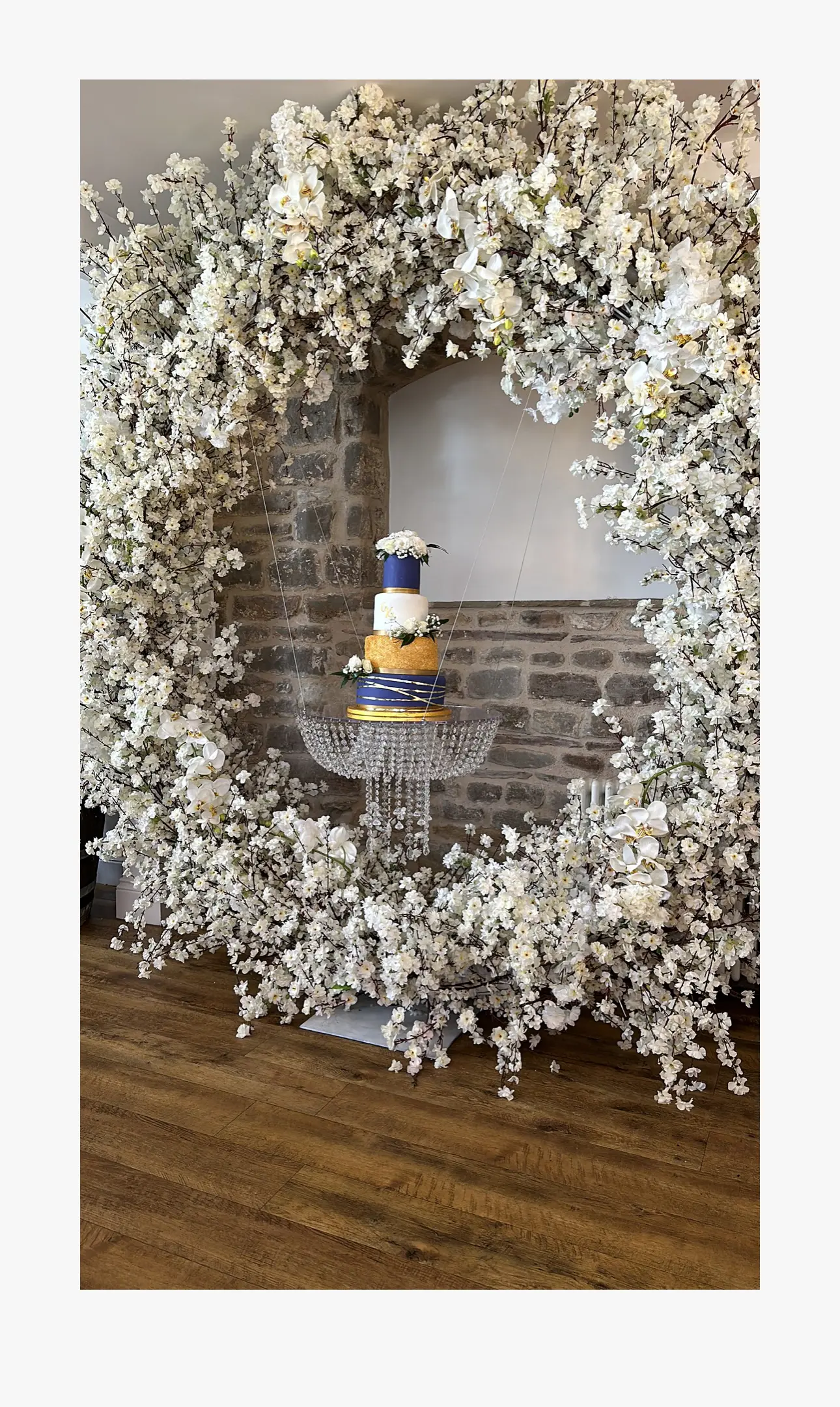 Wedding cake and flowers