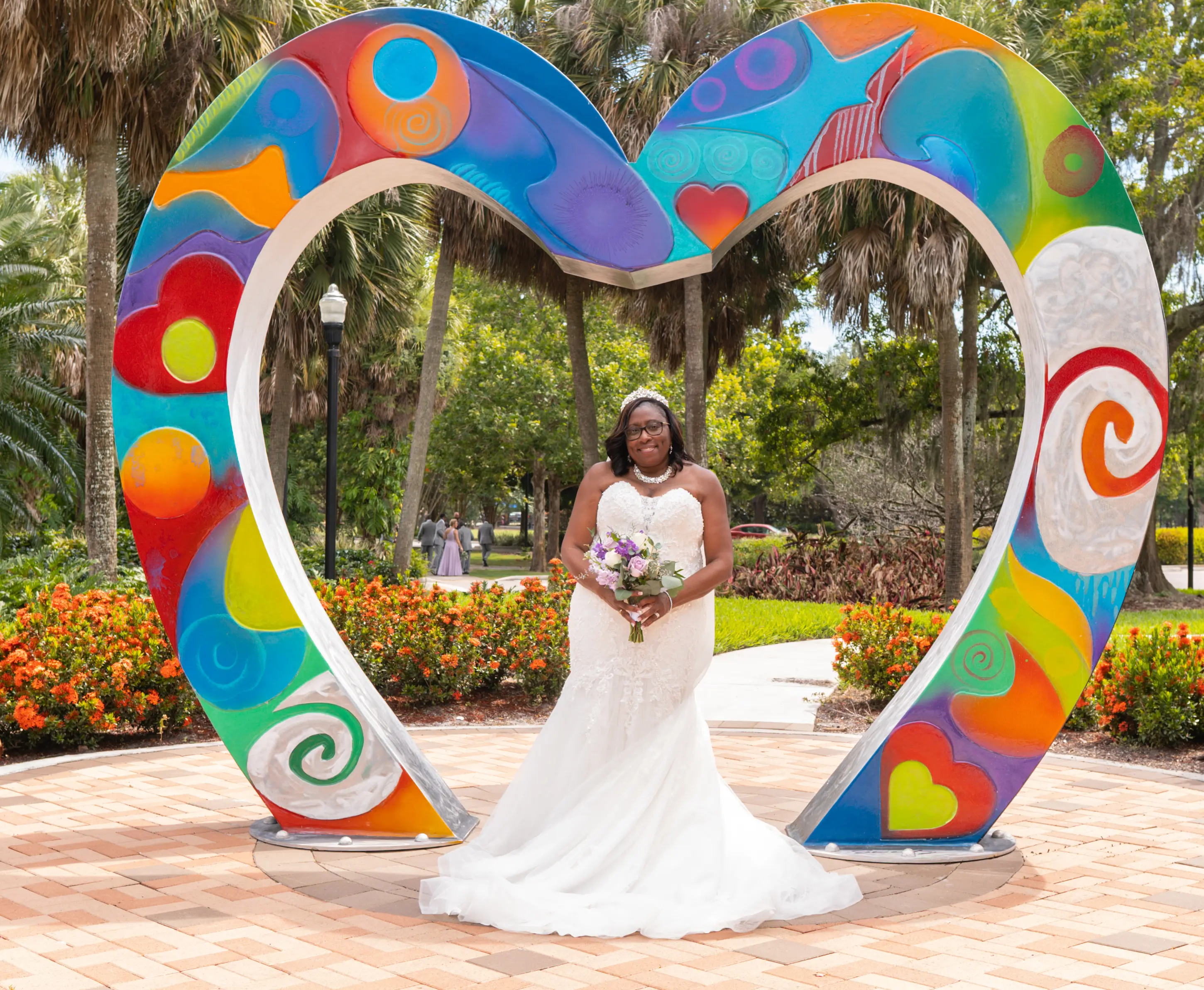 Bride Wearing Lace Mermaid Wedding Dress Lonnie Lynette By Maggie Sottero