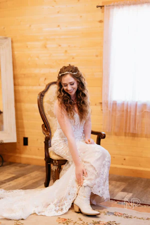 Bride Wearing Sexy Mermaid Wedding Dress Tuscany By Maggie Sottero