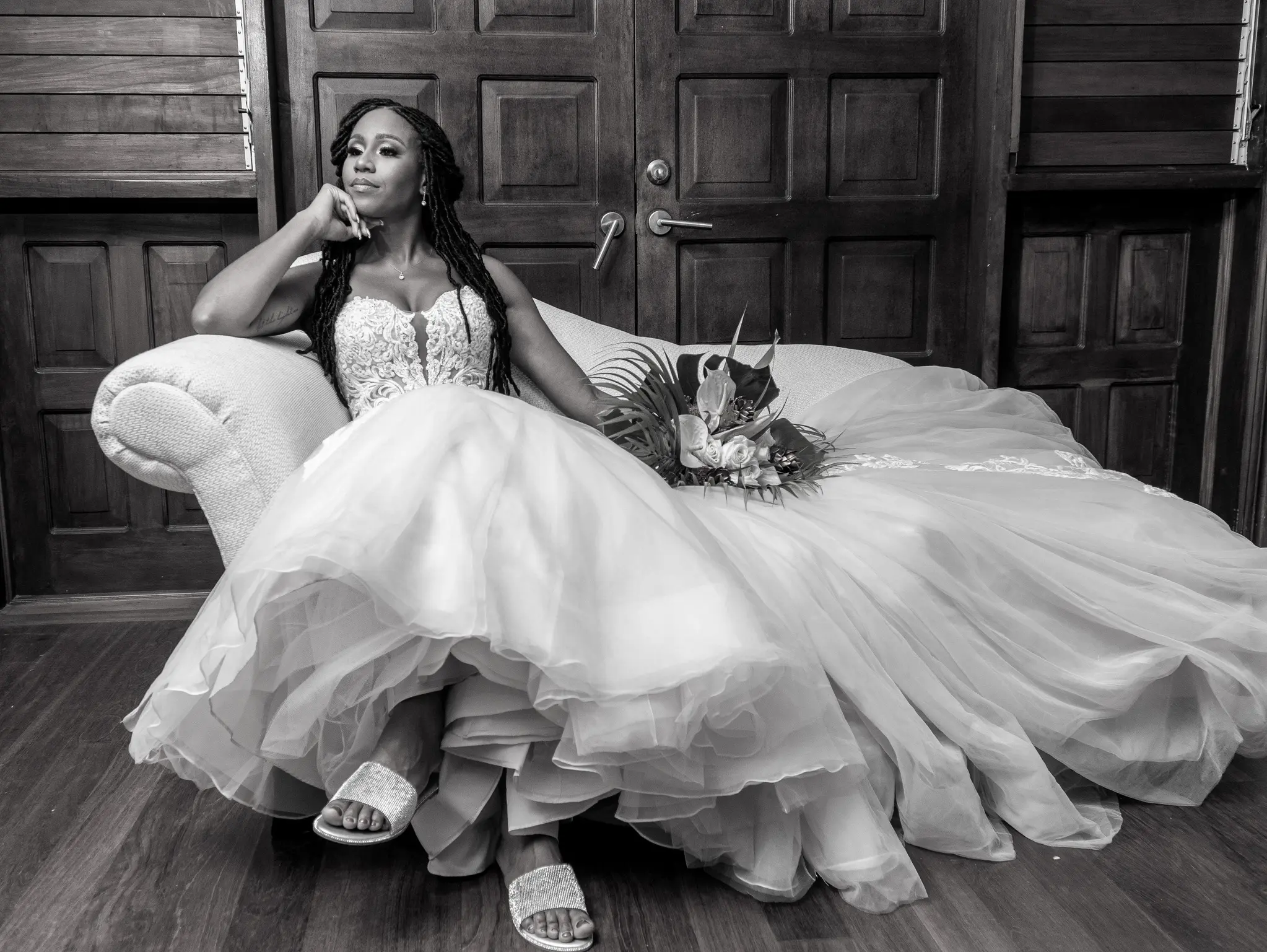 Bride Wearing Lace Mermaid Style Wedding Dress Alistaire By Maggie Sottero