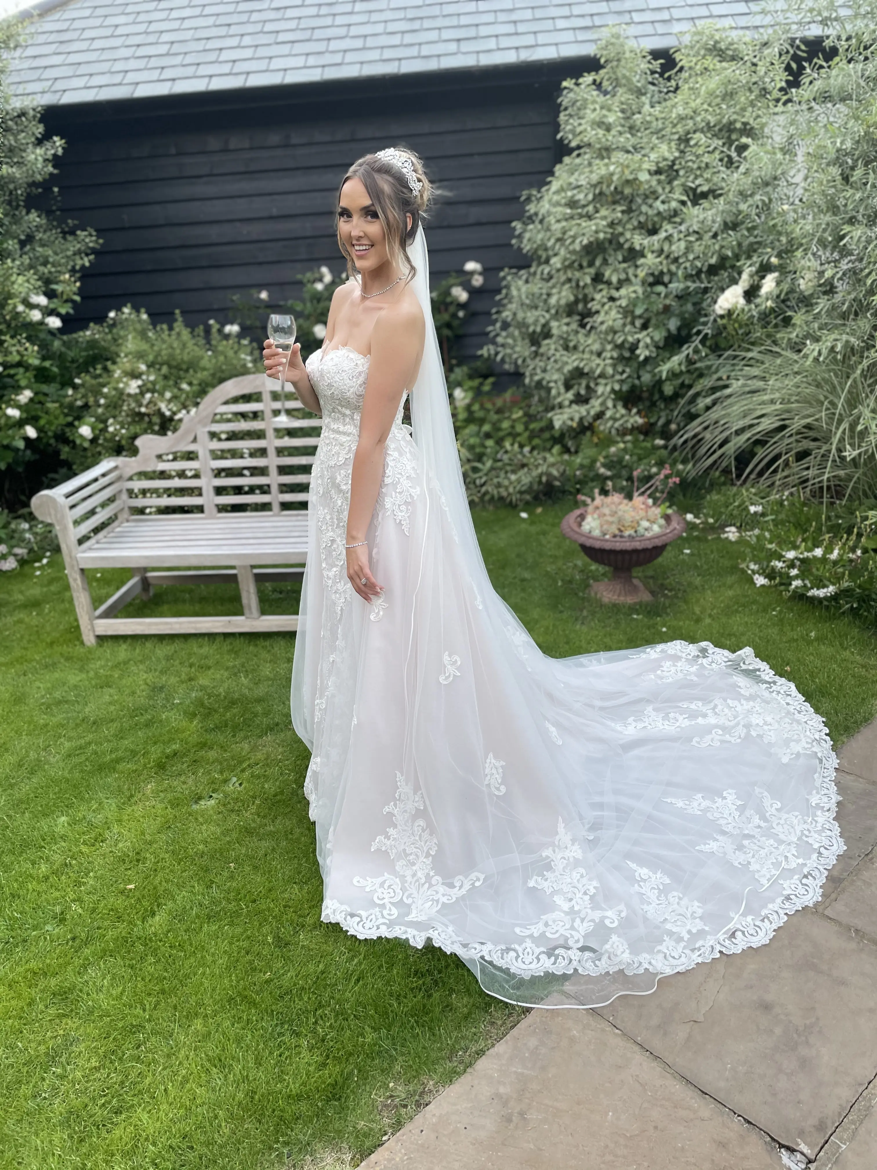 bride in lacy mermaid wedding dress