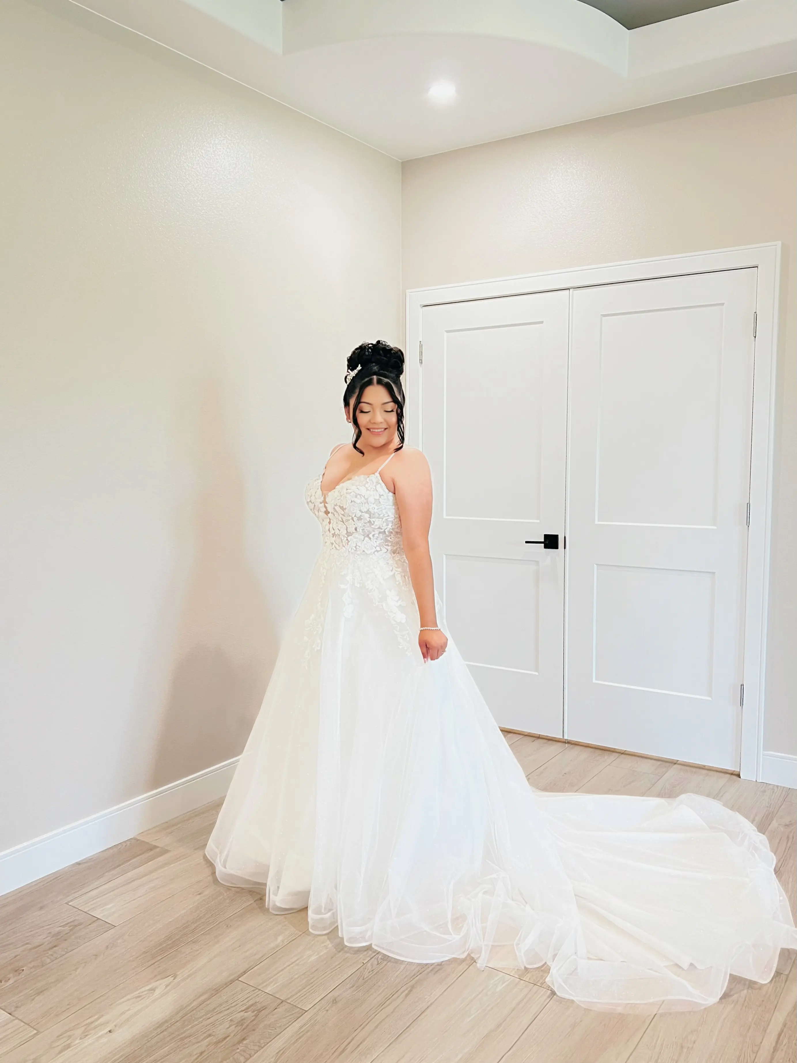 Bride wearing Stevie by Maggie Sottero