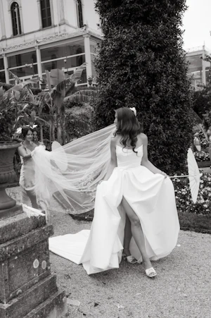 Bride wearing Aspen by Sottero and Midgley