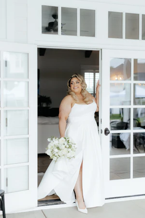 Bride wearing Aspen by Sottero and Midgley