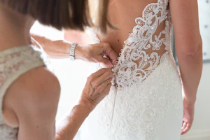 Bride wearing crepe sheath wedding dress