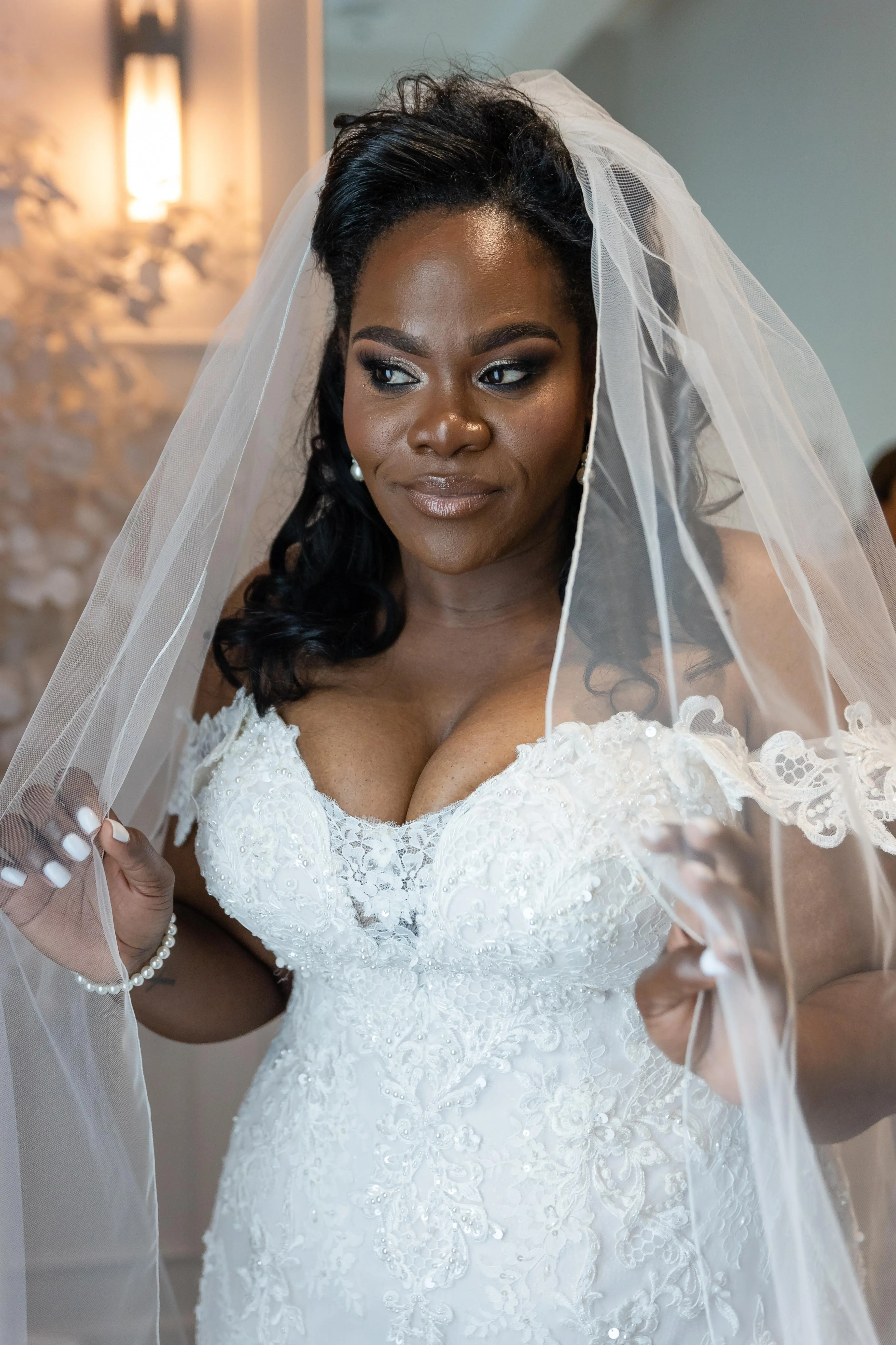 Bride Wearing Lace Mermaid Wedding Dress Lonnie Lynette By Maggie Sottero
